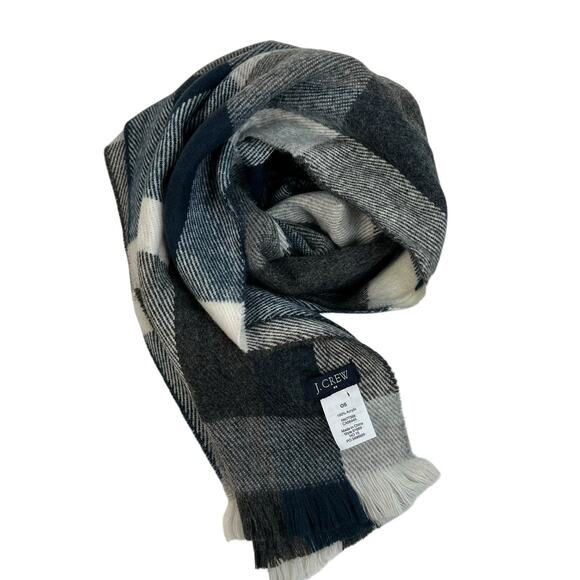 J.Crew Premium Selection Mens Scarf 70x12 Plaid Black Gray Fringe Detail 51669 - Picture 1 of 11